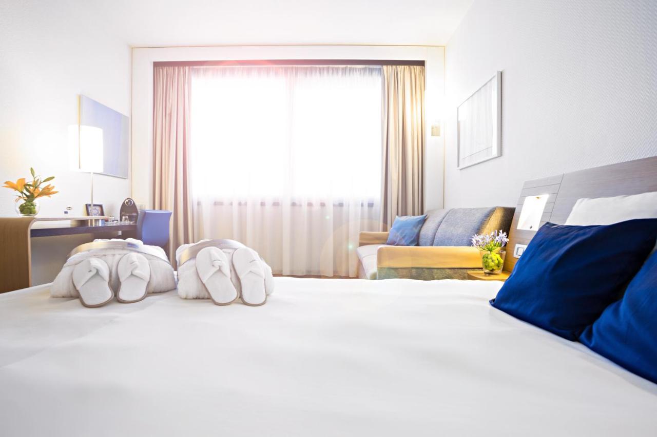 Novotel Barcelona Cornellà Cornellà de Llobregat Esterno foto