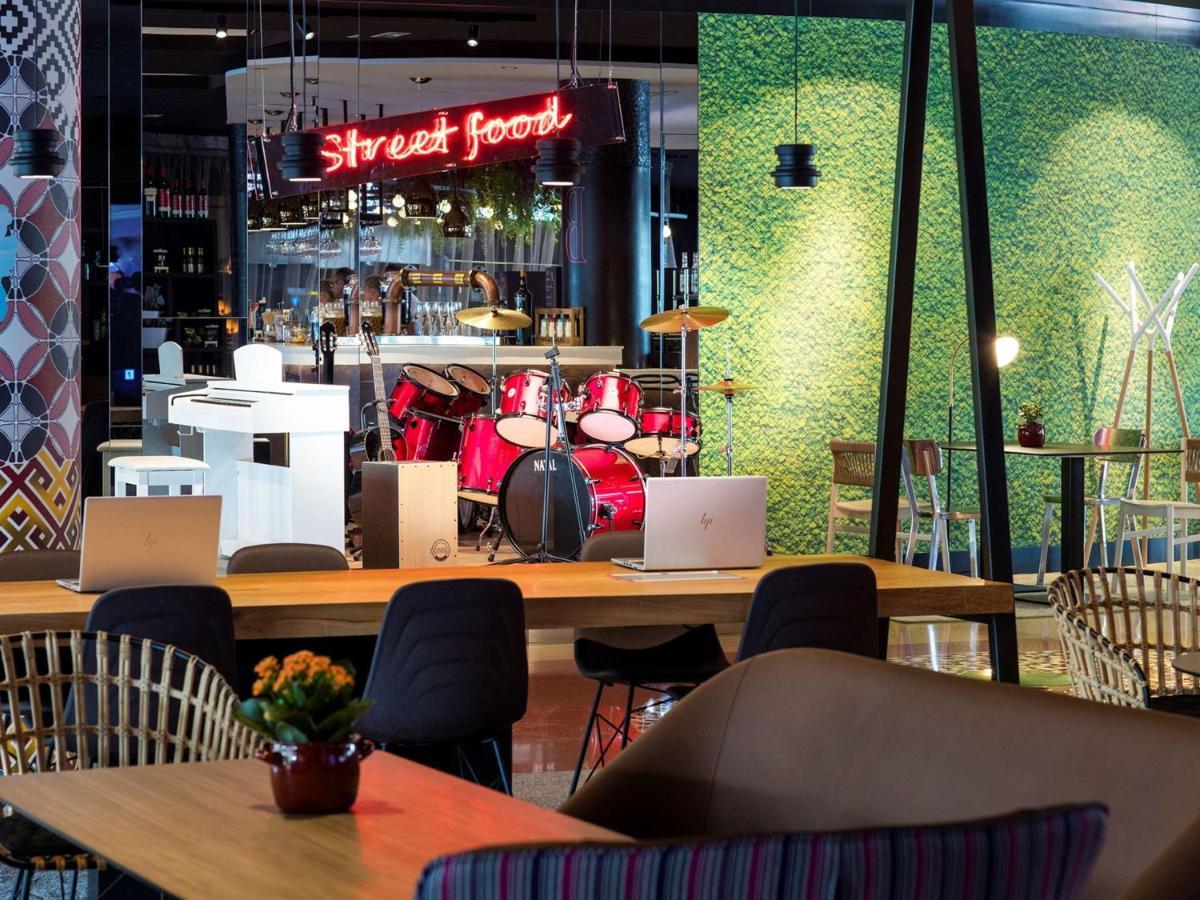 Novotel Barcelona Cornellà Cornellà de Llobregat Esterno foto
