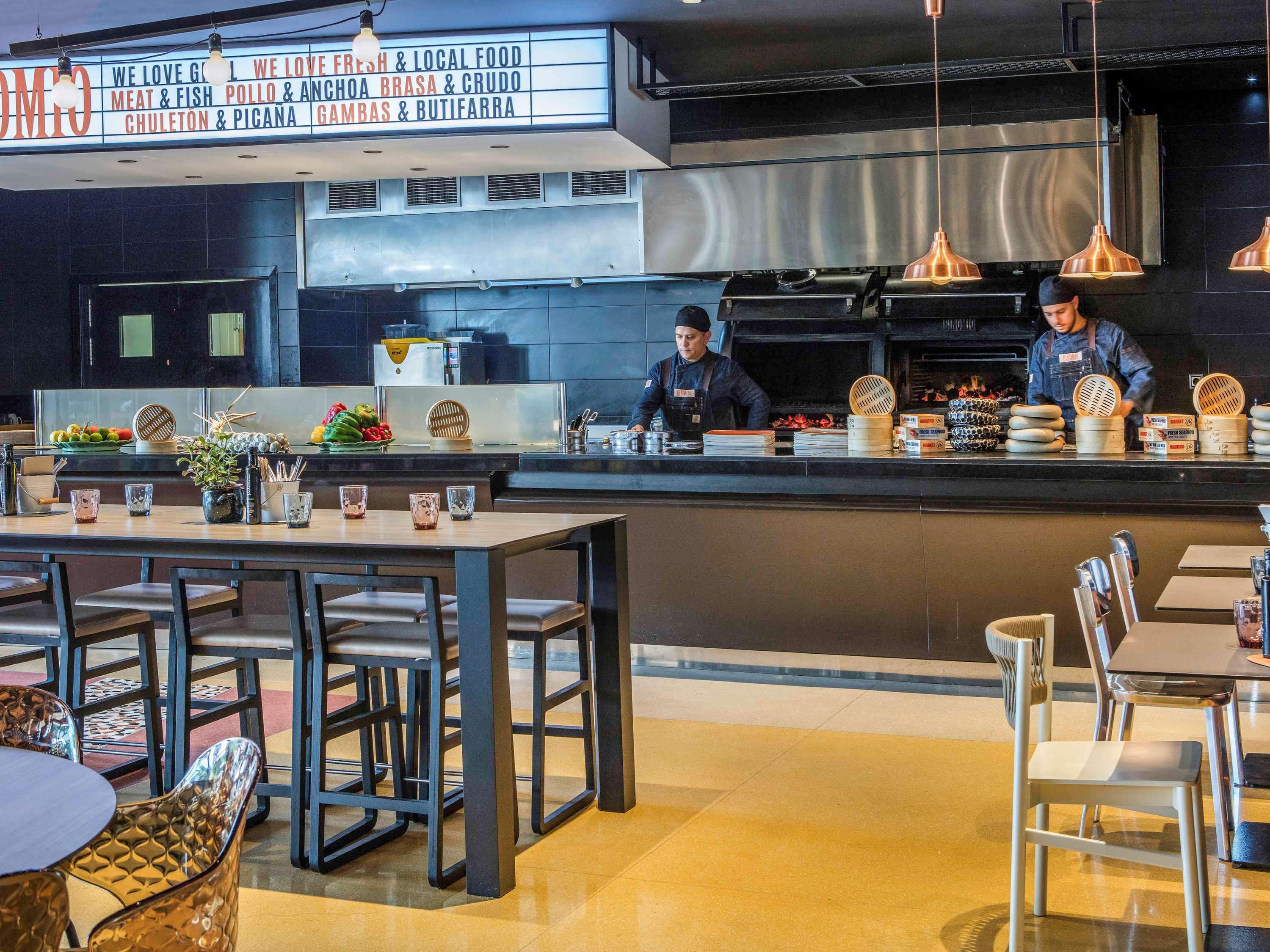 Novotel Barcelona Cornellà Cornellà de Llobregat Esterno foto