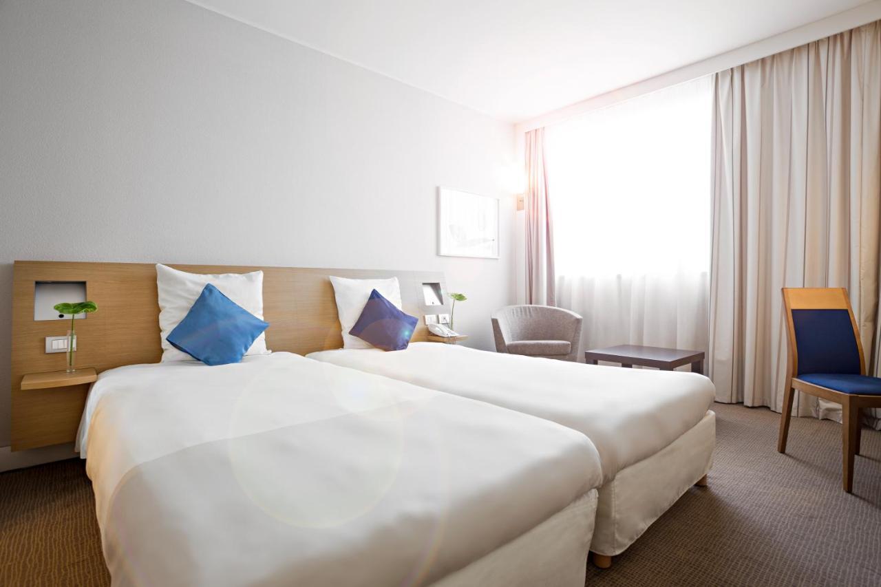 Novotel Barcelona Cornellà Cornellà de Llobregat Esterno foto