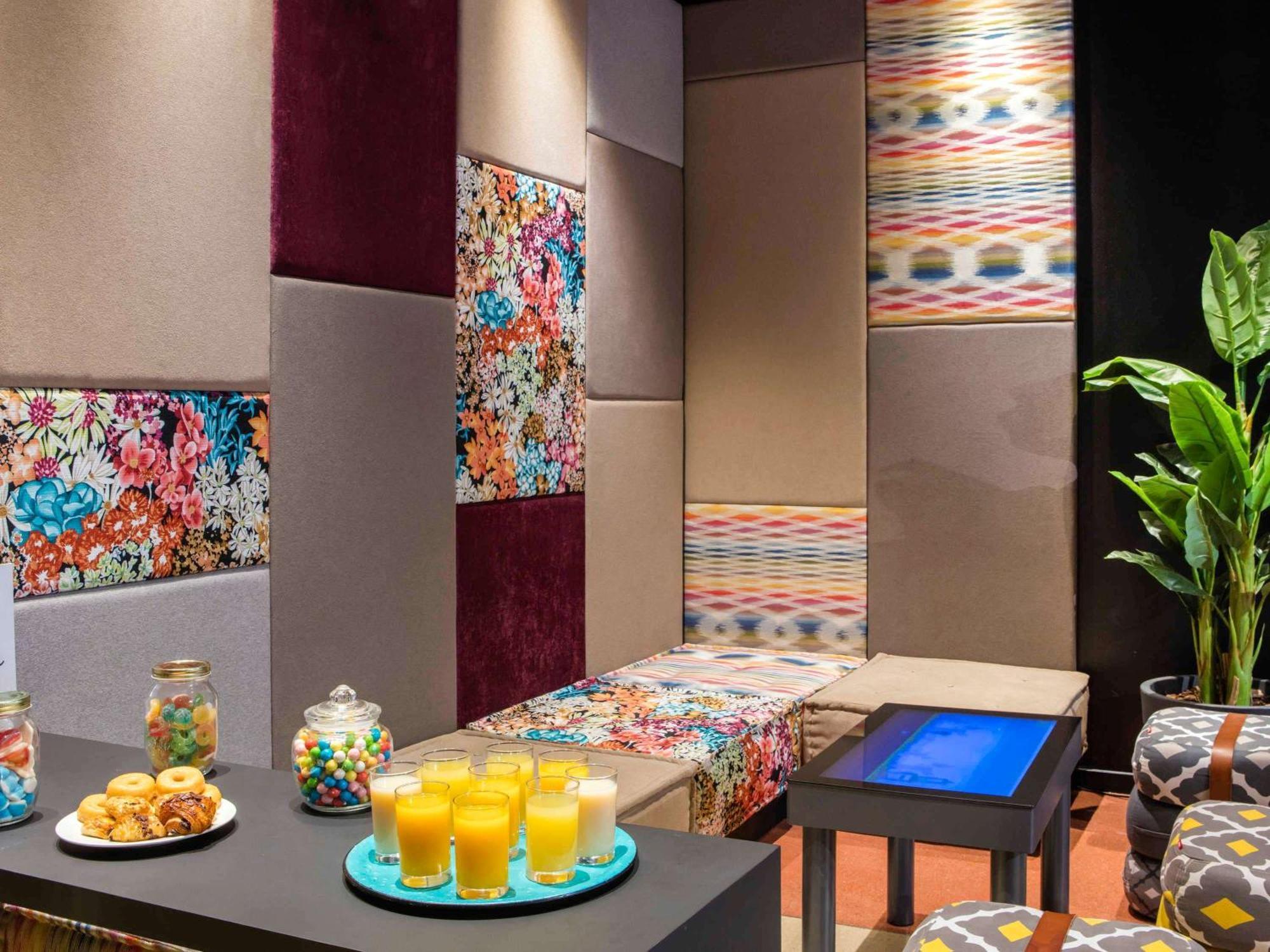 Novotel Barcelona Cornellà Cornellà de Llobregat Esterno foto
